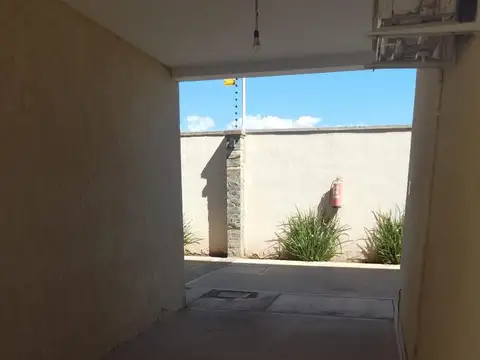 Departamento en Alquiler en Chacras de Coria, USD 900