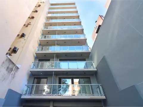 Monoambiente en vent en Caballito ALTO con balcon