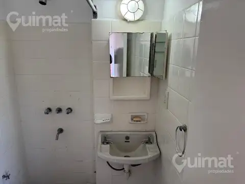 Monoambiente al Frente en Av. Córdoba al 2067