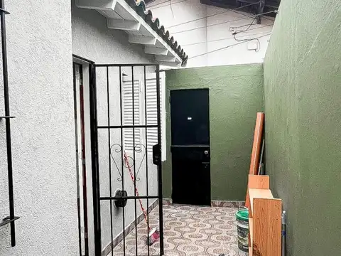 Depto Tipo Casa en Alquiler de 2 ambientes