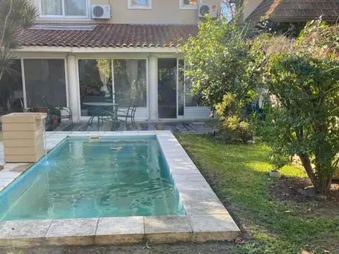 Casa en Venta en Quilmes, USD 290.000