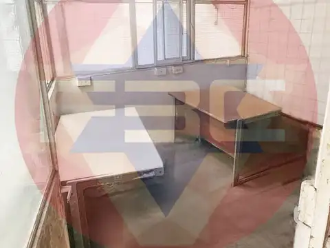Venta Galpón Local Con Gran Potencial 250 m2 Ubicación Estratégica Villa Maipú
