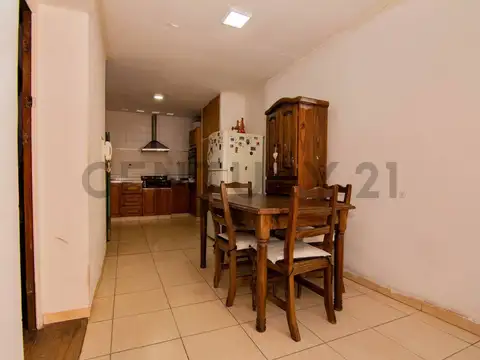 Venta | Casa 3 Dormitorios con patio y terraza | Pje. Rosales 1314 - Lourdes, Rosario