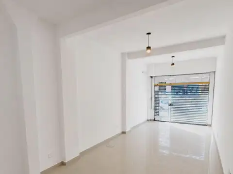 Alquiler de Local comercial en La Lucila-Vias/Maipu