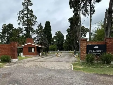 El Jagüel Country Club, Pilar.