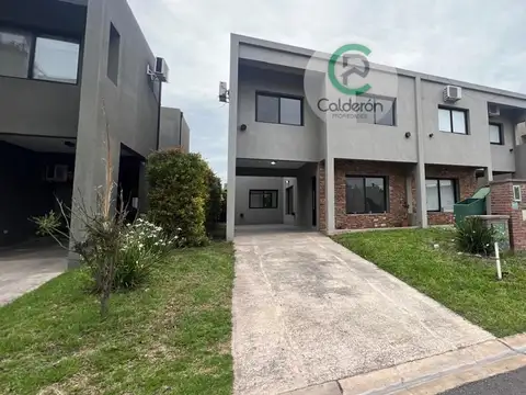 Duplex en Alquiler en Barrio Maria  Eugenia Rv