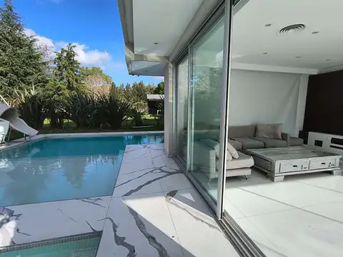 Casa en Alquiler en Terralagos, USD 10.000