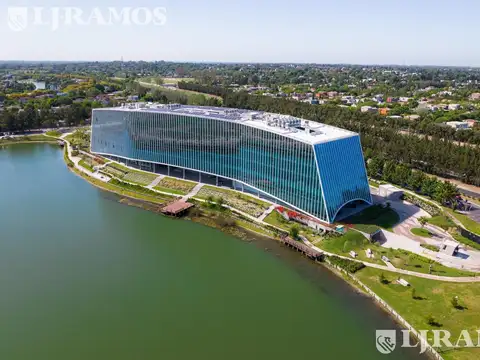 Av de los Lagos al 205 Piso 2 F