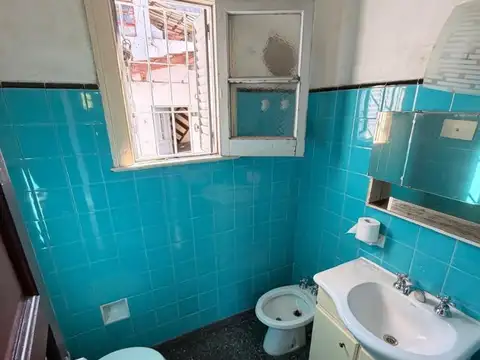 Casa 3 ambientes con 2 baños