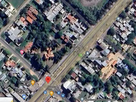 Lote en venta sobre 520 e/ 136 y 137  600m2 al frente