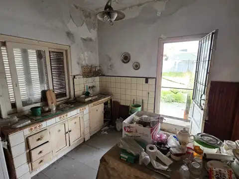 Casa 3 ambientes con 1 baño