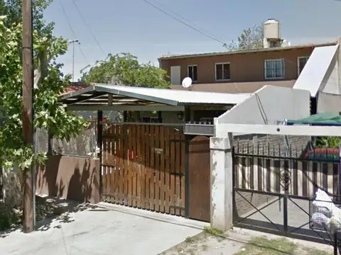 Hermosa Casa + Deptos a metros de Av. Yrigoyen, Glew