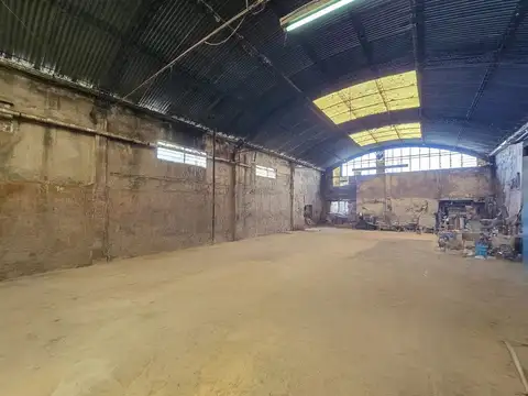 Galpon en Alquiler en Sarmiento, USD 2.000