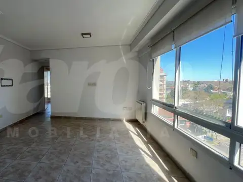 Departamento en Alquiler en Lomas de Zamora, $ 570.000