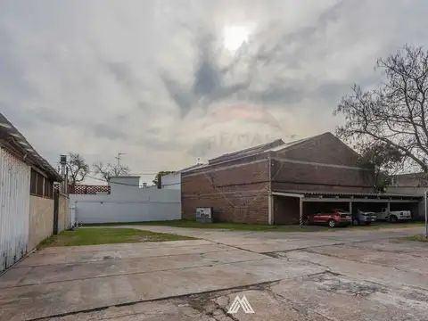 Local en Venta 70 años