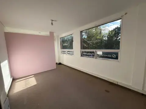 Oficina en Alquiler en Villa Rosa, $ 290.000