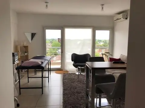 Av. Pres. Perón 600, Piso 7