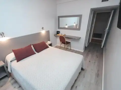 HOTEL 3 ESTRELLAS