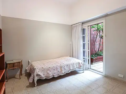 Depto Tipo Casa 4 ambientes con 2 baños