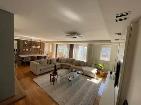 Departamento en Venta de 6 ambientes