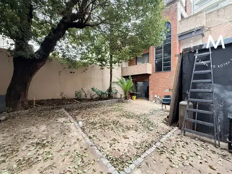 Local en Venta 40 años