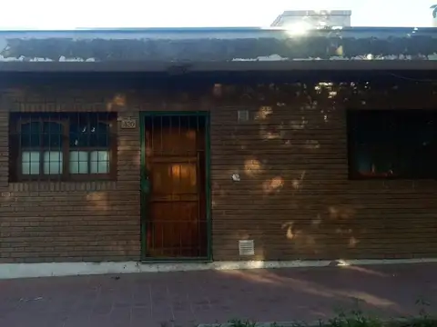 VENTA CASA 2 DORMITORIOS  GODOY CRUZ