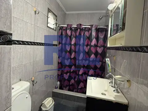 Depto Tipo Casa en Venta en Liniers, USD 120.000