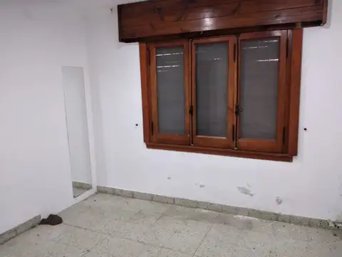 Casa con cochera en Platanos