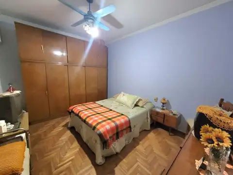 Depto Tipo Casa 3 ambientes con 2 baños