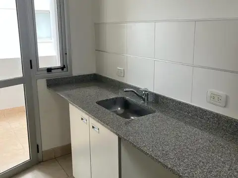 Departamento en Alquiler con 1 cocheras