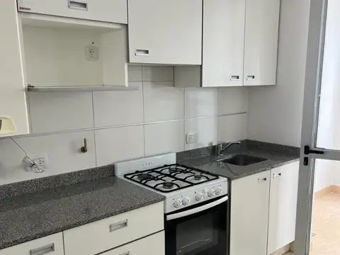 Departamento en Alquiler en Zona Centro, $ 750.000