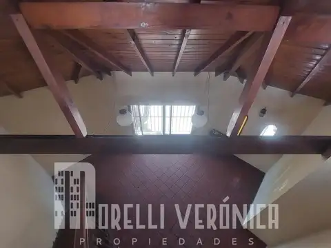 Depto Tipo Casa en Alquiler 45 años