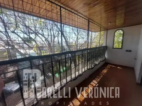 Depto Tipo Casa en Alquiler de 3 dormitorios