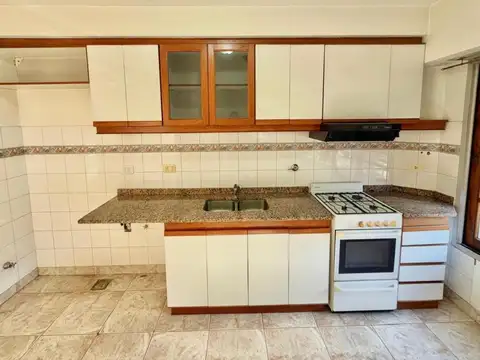 Departamento en Alquiler en Morón Sur, $ 550.000