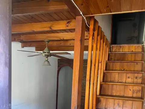 Depto Tipo Casa en Venta en Castelar, USD 47.000