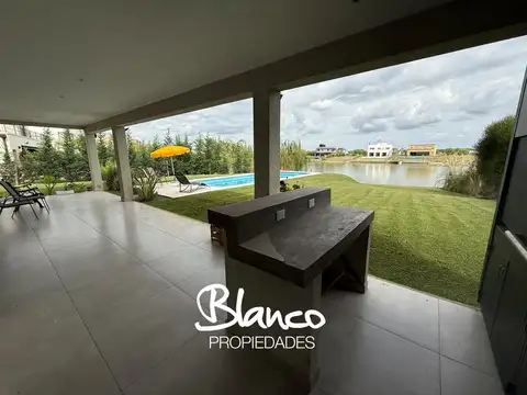 Casa en Venta en San Sebastian, USD 550.000