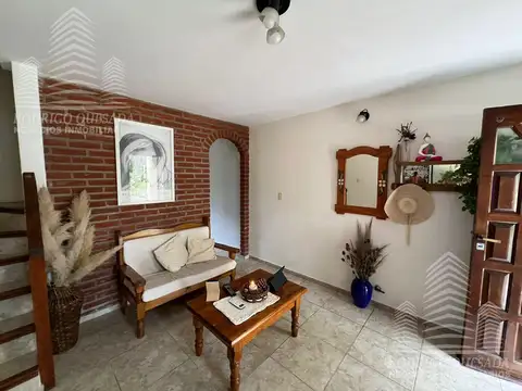 Depto Tipo Casa 5 ambientes con 2 baños