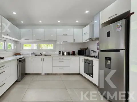 Casa en Venta en Club Miralagos, USD 298.000