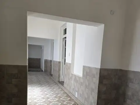 Casa en Alquiler en Villa Gobernador Galvez, $ 800.000