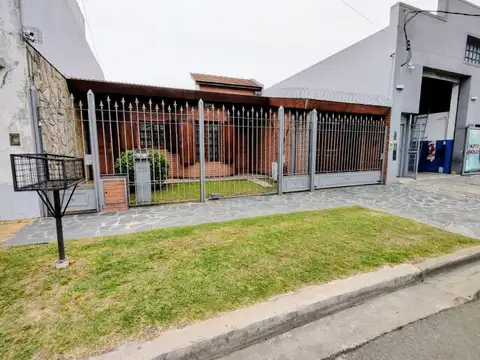 Casa en Venta 5 ambientes en Moron