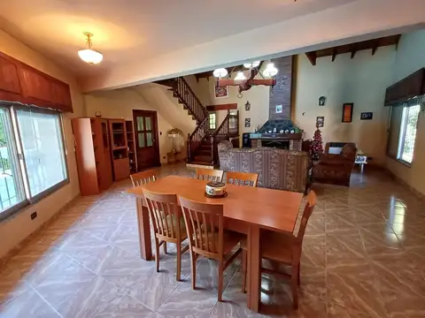 VENTA CASA QUINTA 6 AMBIENTES PILETA DEL VISO