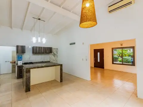 Casa en Venta en Fincas de Iraola II, USD 345.000