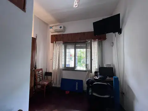 VENTA • LINIERS • PH • PB• 4 AMBIENTES • PATIO • TERRAZA