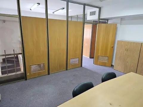 Reconquista 500, Piso 6 y 7