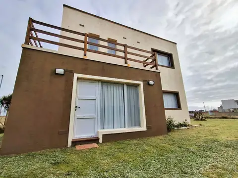 Casa en Venta en Mar Del Sud, USD 115.000