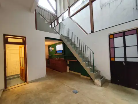 Depto Tipo Casa en Alquiler 100 años