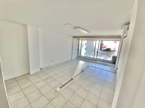 Oficina en Alquiler en Colegiales, $ 820.000