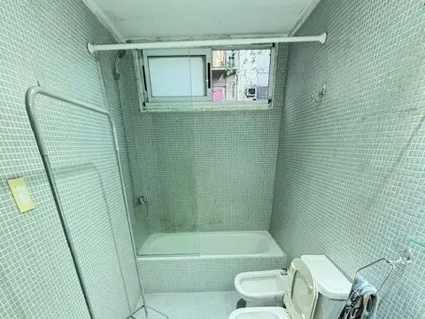 Excelente 2 ambientes con balcón