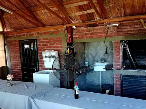 Quinta en venta en Rodeo del Medio – 2.200 m², piscina y amplio parque