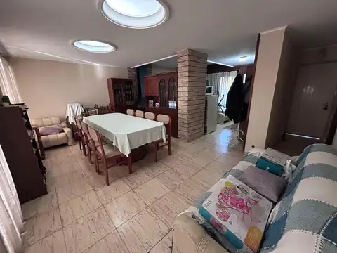 Casilda, Buenos Aires 4000, casa 3 dormitorios, cochera